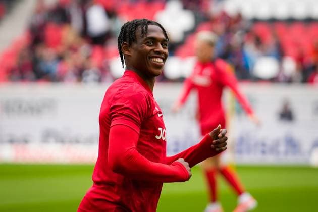 Germany, Soccer, 1 Bundesliga, Season 2025 2026, Matchday 7 SC Freiburg vs Eintracht Frankfurt Europa Park Stadion Freiburg Junior Adamu SC Freiburg, 20 Freiburg Europa Park Stadion Baden Württemberg Germany Copyright: xFINLEYxMÖRCHx