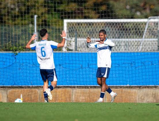Soccer, Men, Season 2025 2026, Regionalliga Nordost 12 Matchday , Hertha BSC II Chemnitzer FC, v l Shalva Ogbaidze Hertha II , Jeremy Dudziak Hertha II , Celebration after goal to 2 0, 19 10 2025, Copyright: xSebastianxRäppold MatthiasxKochx