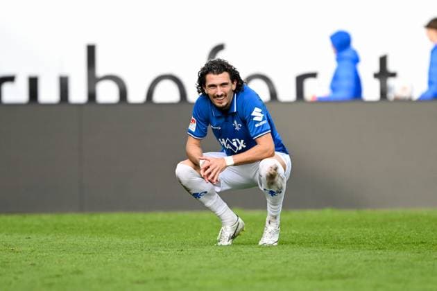 Fraser Hornby SV Darmstadt 1898, 09 is disappointed, GER, SV Darmstadt 98 vs 1 FC Magdeburg Football, 2 Bundesliga, Matchday 9, Season 2025 2026, 19 10 2025 DFL REGULATIONS PROHIBIT ANY USE OF PHOTOGRAPHS AS IMAGE SEQUENCES AND OR QUASI VIDEO GER, SV Darmstadt 98 vs 1 FC Magdeburg Football, 2 Bundesliga, Matchday 9, Season 2025 2026, 19 10 2025 Darmstadt Copyright: xEibner-Pressefoto FlorianxWiegandx EP_FWD