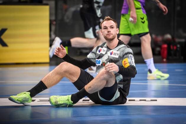 Mathias Gidsel Fuechse Berlin, 19 sitting on the pitch, visibly dissatisfied after the referees decision GER, TVB 1898 Stuttgart Fuechse Berlin, DAIKIN HBL, Handball, Bundesliga, Matchday 9, Season 2025 2026, 19 10 2025 GER, TVB 1898 Stuttgart Fuechse Berlin, DAIKIN HBL, Handball, Bundesliga, Matchday 9, Season 2025 2026, 19 10 2025 Stuttgart Copyright: xSandyxDinkelackerx EP_SDR