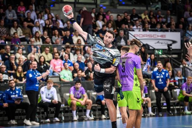Mijajlo Marsenic Fuechse Berlin, 93 passes Antonio Serradilla TVB Stuttgart, 05 GER, TVB 1898 Stuttgart Fuechse Berlin, DAIKIN HBL, Handball, Bundesliga, Matchday 9, Season 2025 2026, 19 10 2025 GER, TVB 1898 Stuttgart Fuechse Berlin, DAIKIN HBL, Handball, Bundesliga, Matchday 9, Season 2025 2026, 19 10 2025 Stuttgart Copyright: xSandyxDinkelackerx EP_SDR