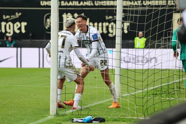19 10 2025, Soccer, Men, 2 Bundesliga, Season 2025 2026, SV 07 Elversberg SpVgg Greuther Fürth, Goal celebration to 4 0, Goalscorer Younes Ebnoutalib SV 07 Elversberg Elversberg Ursapharm Arena an der Kaiserlinde Saarland Germany EN Copyright: xSebastianxBachx