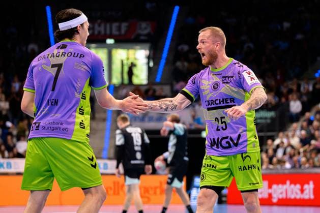 Stuttgart HBL 25 26 TVB Stuttgart Fuechse Berlin v li Kasper Thorsen Lien Stuttgart , Patrick Zieker Stuttgart Jubel Freude Emotion Stuttgart Porsche Arena Baden Württemberg Germany
