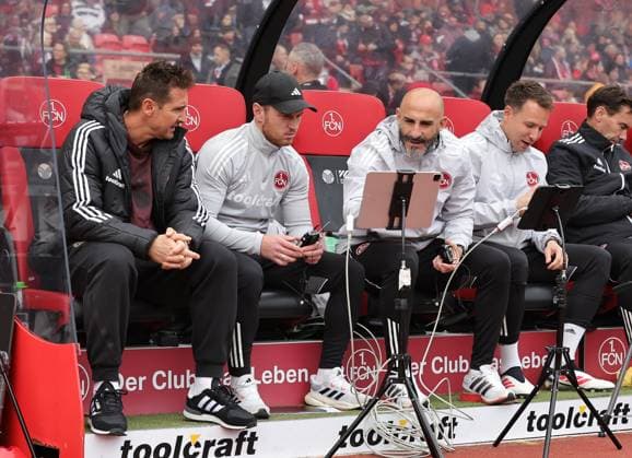 19 10 2025 Soccer Season 2025 2026 2 Soccer Bundesliga 09 Matchday 1 FC Nürnberg FCN Club KSV Holstein Kiel Storks Sportfoto Zink DaMa xdaxmax DFL regulations prohibit any use of photographs as image sequences and or quasi video only for editorial use Miroslav Miro Klose Coach 1 FC Nürnberg FCN Dominik Schmitt Transition Coach 1 FC Nürnberg FCN Javier Pinola Co Coach 1 FC Nürnberg FCN Dennis Neudahm Goalkeeper Coach 1 FC Nürnberg FCN on Substitute Bench Coach Team