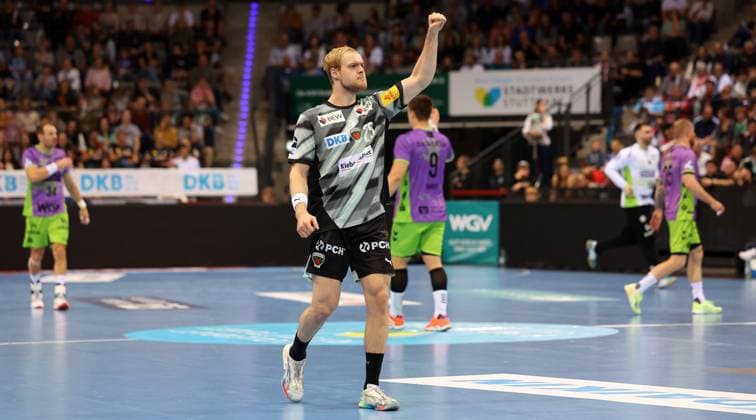 BAU 19 10 2025 Stuttgart Handball TVB Stuttgart vs Füchse Berlin, Matthes Langhoff Berlin cheers and clenches its fist