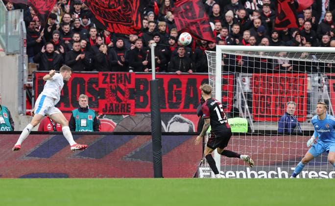 19 10 2025 Soccer Season 2025 2026 2 Soccer Bundesliga 09 Matchday 1 FC Nürnberg FCN Club KSV Holstein Kiel Störche Sportfoto Zink DaMa xdaxmax DFL regulations prohibit any use of photographs as image sequences and or quasi video only for editorial use Tor Treffer Goal shot to 1 1 Goalscorer Carl Anders Lorentz Johansson 5, Holstein Kiel vs Jan Reichert 1, 1 FC Nürnberg FCN
