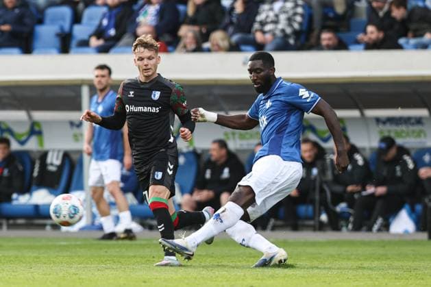 Patric Pfeiffer SV Darmstadt 98,6 vs Philipp Hercher 1 FC Magdeburg,27 2 Soccer Bundesliga Season 2025 2026 SV Darmstadt 98 vs 1 FC Magdeburg at Merck Stadion am Böllenfalltor in Darmstadt Action,Soccer,Man,Men,Germany,19 10 2025