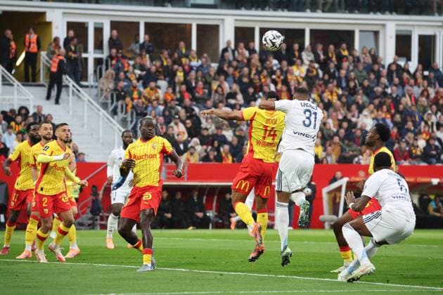 FOOTBALL : RC Lens vs Paris FC - Ligue 1 J8 - 19 10 2025 Action paris FC lors du match RC Lens vs Paris FC, Ligue 1 J8, stade Bollaert-Delelis, le 19 octobre 2025 - photo Laurent Sanson PsnewZ  Copyright: xLaurentxSANSONx xPsnewZx