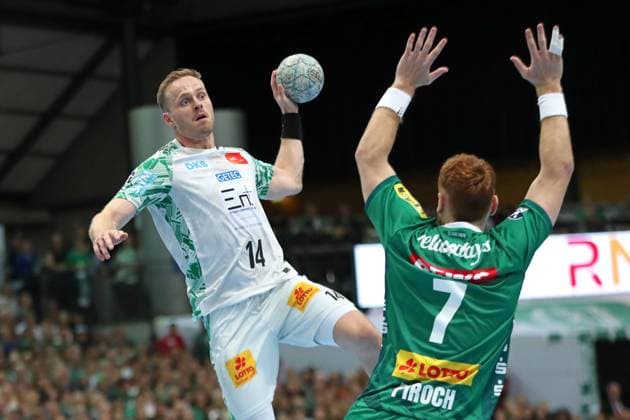 Handball DAIKIN HBL SC DHfK Leipzig SC Magdeburg 19 10 2025 Omar Ingi Magnusson 14, SC Magdeburg Handball, DAIKIN HBL, 1 Bundesliga, Season 2025 2026, Matchday 9 SC DHfK Leipzig vs SC Magdeburg on 19 10 2025 at Quarterback Immobilien Arena Leipzig Copyright: xBEAUTIFULxSPORTS JanxKaeferx