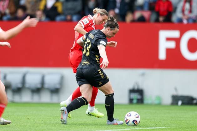 Marina Hegering 1 FC Koeln, 33 with Klara Buehl FC Bayern Muenchen, 17 , GER, FC Bayern Muenchen vs 1 FC Koeln, Soccer, Google Pixel Womens Bundesliga, 7 Matchday, Season 2025 2026, 19 10 2025, DFL DFB REGULATIONS PROHIBIT ANY USE OF PHOTOGRAPHS as IMAGE SEQUENCES and or QUASI VIDEO, GER, FC Bayern Muenchen vs 1 FC Koeln, Football, Google Pixel Frauen Bundesliga, 7 Spieltag, Saison 2025 2026, 19 10 2025 Muenchen Copyright: xEibner-Pressefoto JennixMaulx EP_JML