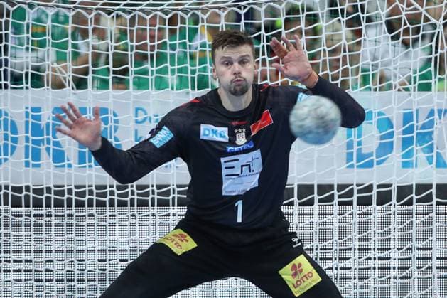 19 10 2025, xtgx, Handball, Daikin HBL, SC DHfK Leipzig SC Magdeburg v l Sergey Hernandez Ferrer Magdeburg, 1 save, holds the ball, catches the ball, parries Leipzig