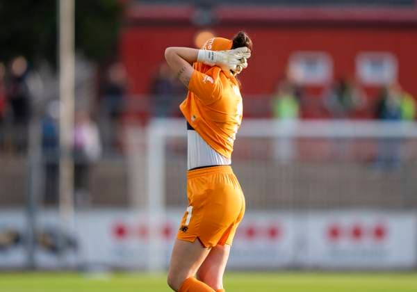 Charlotte Voll Bayer 04 Leverkusen, 1 pulls the jersey over the face after the red card in the 1 minute 19 10 2025, Bayer Leverkusen VfL Wolfsburg, Soccer, 7 Matchday, Google Pixel Women Bundesliga, GER, Leverkusen, Ulrich Haberland Stadion DFL regulations prohibit any use of photographs as image sequences and or quasi video Copyright: HMBxMedia xMarcoxBader