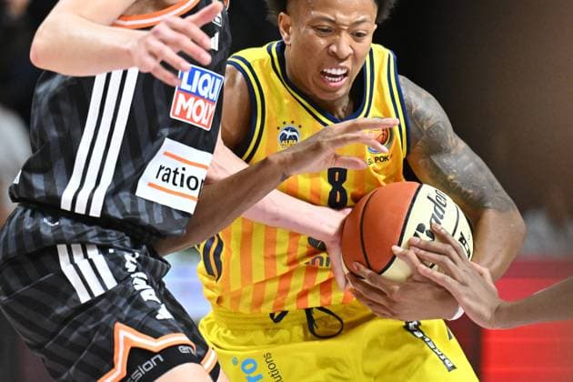 Boogie Ellis ALBA Berlin, 8 GER, Alba Berlin vs Ratiopharm Ulm, Basketball, BBL Cup, 2025 2026 season, round of 16, 19 10 2025 GER, Alba Berlin vs Ratiopharm Ulm, Basketball, BBL Cup, 2025 2026 season, round of 16, 19 10 2025 Berlin Copyright: xEibner-Pressefoto RyanxSleimanx EP_RSN