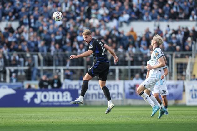 Sport, Football, 3 Liga Season 2025 2026 11 Matchday TSV 1860 München MSV Duisburg 19 10 2025, Stadion an der Grünwalder Str Thilo Töpken MSV Duisburg, 22 München Städt Stadion an der Grünwalder Str Bayern Germany