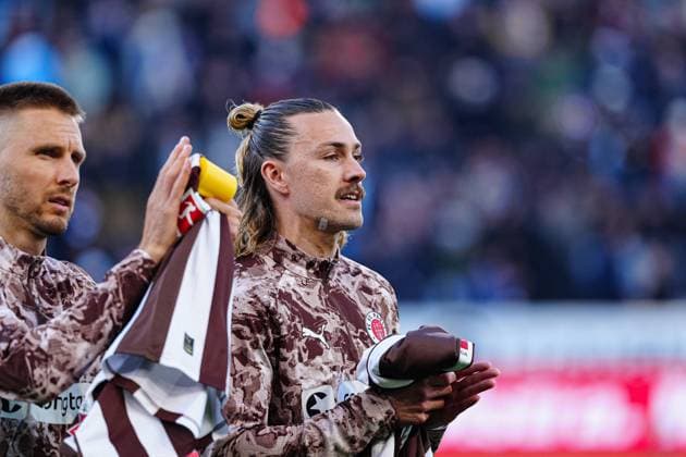 Jackson Irvine FC St Pauli, 07 GER, FC St Pauli vs TSG 1899 Hoffenheim, Football, 1 Bundesliga, Matchday 7, Season 2025 2026, 19 10 2025 DFL REGULATIONS PROHIBIT ANY USE OF PHOTOGRAPHS AS IMAGE SEQUENCES AND OR QUASI VIDEO GER, FC St Pauli vs TSG 1899 Hoffenheim, Football, 1 Bundesliga, Matchday 7, Season 2025 2026, 19 10 2025 Hamburg Copyright: xEibner-Pressefoto MarcelxvonxFehrnx EP_MFN