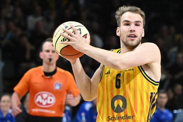 Malte Delow ALBA Berlin, 6 GER, Alba Berlin vs Ratiopharm Ulm, Basketball, BBL Pokal, 2025 2026 season, Round of 16, 19 10 2025 GER, Alba Berlin vs Ratiopharm Ulm, Basketball, BBL Pokal, 2025 2026 season, Round of 16, 19 10 2025 Berlin Copyright: xEibner-Pressefoto RyanxSleimanx EP_RSN