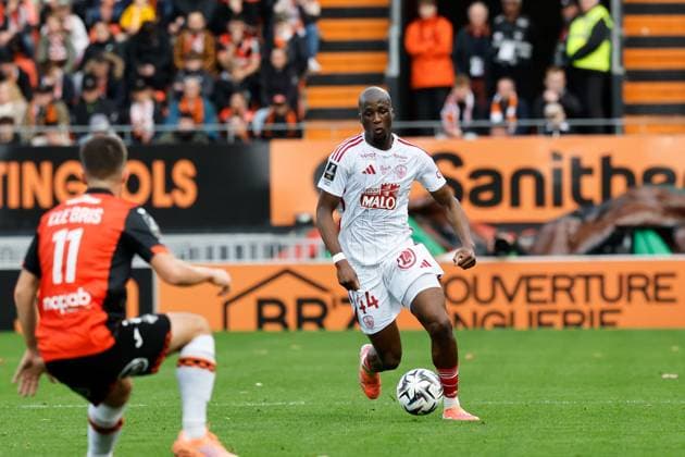 FC Lorient v Stade Brestois 29 - Ligue 1 McDonald s 2025 2026 44 Soumaila COULIBALY (sb29) during the Ligue 1 McDonald s match between Lorient and Brest at Stade du Moustoir on October 19, 2025 in Lorient, France. Lorient France  Copyright: xFEPx 776348157
