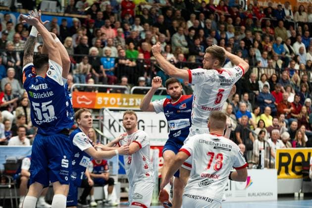 Julius Meyer Siebert TuS Ferndorf, 05 blocked HBW Balingen Weilstetten vs TuS Ferndorf, Handball, 2 Bundesliga, Matchday 8, Season 2025 2026, 19 10 2025 Eibner Pressefoto Andreas Ulmer HBW Balingen Weilstetten vs TuS Ferndorf, Handball, 2 Bundesliga, Matchday 8, Season 2025 2026, 19 10 2025 Balingen Copyright: xEibner-Pressefoto AndreasxUlmerx EP_AUR