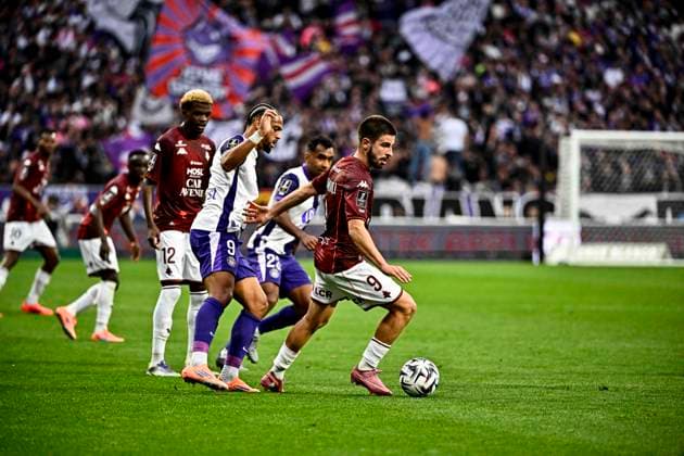 FOOTBALL : Toulouse vs Metz - 8eme Journee de Ligue 1 McDonald S - Toulouse - 19 10 2025 Giorgi Abuashvili (fcm) Toulouse  Copyright: xThierryxBretonx