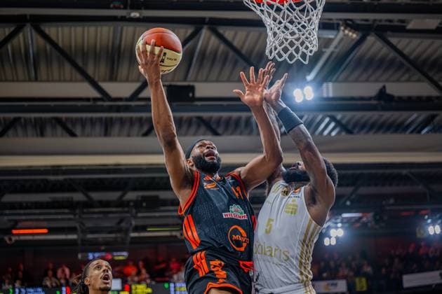 1 Basketball Bundesliga, easyCredit BBL, Season 2025 2026, Men, Cup round of 16, 19 10 2025, RASTA Vechta NINERS Chemnitz Lloyd Pandi 41 RASTA Vechta at the Korbleger Vechta RASTA Dome Niedersachsen Germany