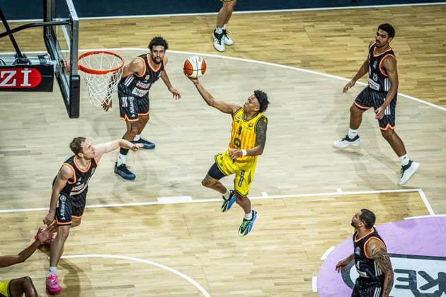 Basketball Berlin 19 10 2025 Season 2025 2026 BBL Cup Round of 16 Alba Berlin ratiopharm ulm Rejean Ellis Alba Berlin, No 08
