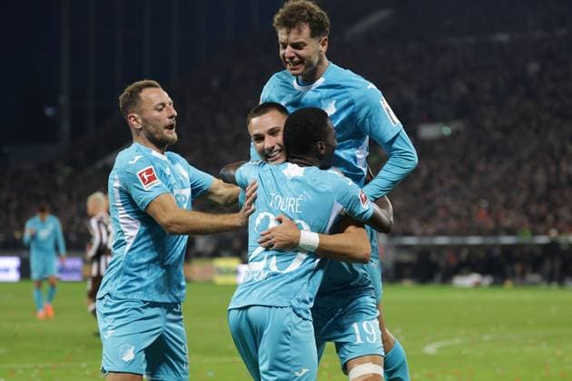 GER, Hamburg, Football, DFL, FC St Pauli vs TSG 1899 Hoffenheim , im Millerntor Stadion , 19 10 2025 , v l Bazoumana Toure TSG 1899 Hoffenheim, 29 macht das 0 1 fuer TSG 1899 Hoffenheim DFL regulations prohibit any use of photographs as image sequences and or quasi video Copyright: HMBxMedia FernandoxSoares