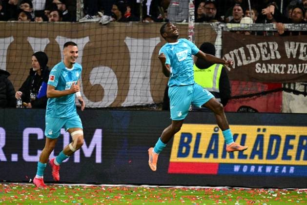 Soccer I Men I 1 Bundesliga l FC St Pauli TSG Hoffenheim I 07 Matchday I Season 2025 2026 I St Pauli I 19 10 2025 I Hoffenheim Goal celebration for 1 9 Goalscorer is Toure Bazoumana TSG Hoffenheim , Sportplatz Millerntor Stadion, St Pauli Hamburg Germany