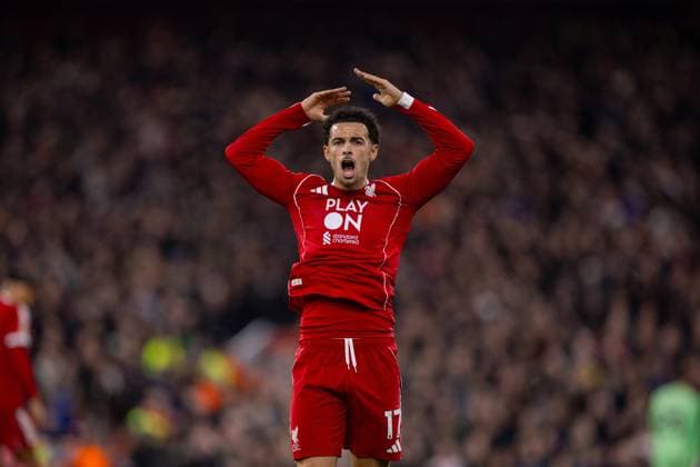 Football - FA Premier League - Liverpool FC v Manchester United, ManU FC LIVERPOOL, ENGLAND - Sunday, October 19, 2025: Liverpool s Curtis Jones celebrates after the equalising goal during the FA Premier League match between Liverpool FC and Manchester United FC at Anfield. (Photo by David Rawcliffe Propaganda) LIVERPOOL Anfield MERSEYSIDE ENGLAND  Copyright: xDavidxRawcliffex P2025-10-19-Liverpool_Man_Utd-74