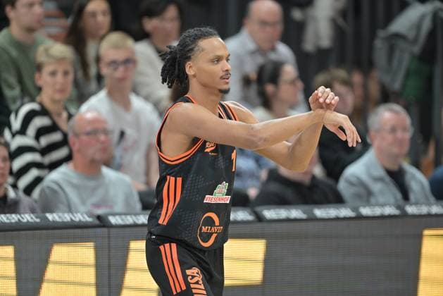GER, RASTA Vechta NINERS Chemnitz BBL Pokal 19 10 2025, RASTA Dome, Vechta, GER, RASTA Vechta NINERS Chemnitz BBL Pokal in picture Alonzo Verge Jr Rasta 11 nordphotoxGmbHxx xKokenge nph00001