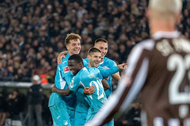 Germany, Soccer, 1 Bundesliga, Matchday 7 2025 2026, FC St Pauli TSG Hoffenheim on 19 10 in Hamburg Millerntor Stadion Goal celebration 0 2 by Andrej Kramaric TSG Hoffenheim 27 Copyright: xSvenxHeidmannx