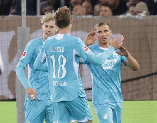 Goal celebration 0 3 Grischa Proemel TSG Hoffenheim Football, 1 BL, Season 2025 2026, Men, FC St Pauli vs TSG 1899 Hoffenheim DFL REGULATIONS PROHIBIT ANY USE OF PHOTOGRAPHS AS IMAGE SEQUENCES AND OR QUASI VIDEO
