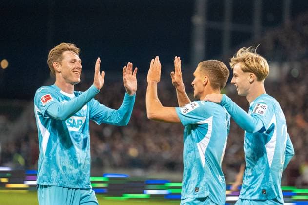 Germany, Soccer, 1 Bundesliga, 7 Matchday 2025 2026, FC St Pauli TSG Hoffenheim on 19 10 in Hamburg Millerntor Stadion the 0 3 by Grischa Prömel TSG Hoffenheim 6 Goal celebration Copyright: xSvenxHeidmannx