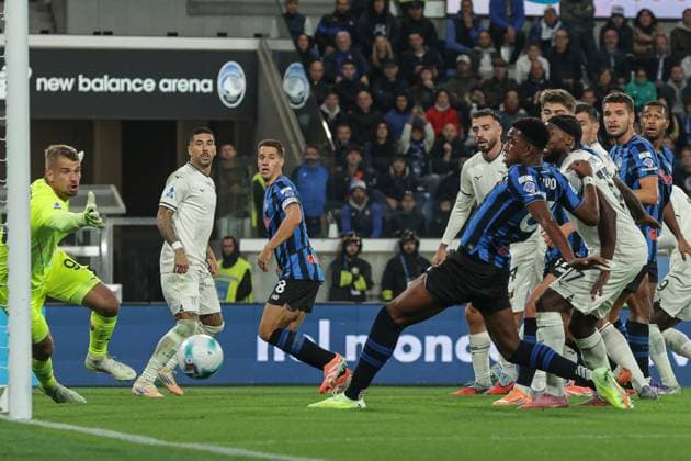 Atalanta s Honest Ahanor makes an attempt to score during the Serie A soccer match between Atalanta B.C. and S.S. Lazio at the New Balance Stadium in Bergamo, Italy - Sunday, October 19, 2025. - Soccer .  Copyright: xStefanoxNicoli LaPressex