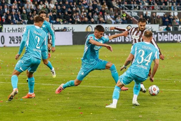 Danel Sinani Pauli 21 Albian Hajdari 34 Vladimír Coufal Hoffenheim Germany , Hamburg , Millerntorstadion , Football , 1 Bundesliga , FC St Pauli TSG Hoffenheim