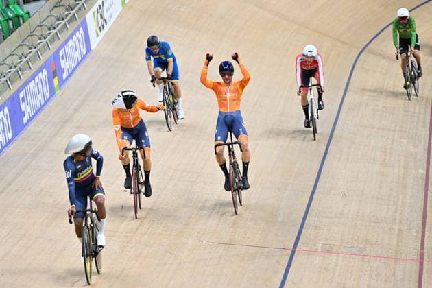 2025 UCI Para-Cycling Track World Championships Picture by Simon Wilkinson SWpix.com - 19 10 2025 - Cycling - 2025 UCI Para-Cycling Track World Championships - Rio Olympic Velodrome, Rio de Janeiro, Brazil - MC5 10 km Scratch Race - Daniel Abraham Gebru (Netherlands) wins the MC5 10 km Scratch Race World Championship, WM, Weltmeisterschaft Copyright: x xSWpix.comx(t axPhotographyxHubxLtd)xSimonxWilkinson SWpix.comx SWP-3030-10234