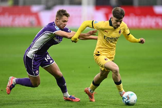 Db Milano 19 10 2025 - campionato di calcio serie A Milan-Fiorentina foto Daniele Buffa Image nella foto: Alexis Saelemaekers-Hans Nicolussi Caviglia 