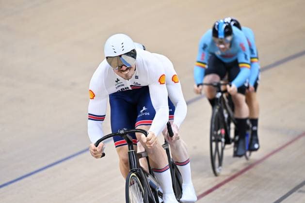 2025 UCI Para-Cycling Track World Championships Picture by Simon Wilkinson SWpix.com - 19 10 2025 - Cycling - 2025 UCI Para-Cycling Track World Championships - Rio Olympic Velodrome, Rio de Janeiro, Brazil - MB Sprint Semifinals - James Ball (Great Britain) piloted by Steffan Lloyd (Great Britain) Copyright: x xSWpix.comx(t axPhotographyxHubxLtd)xSimonxWilkinson SWpix.comx SWP-3030-10256