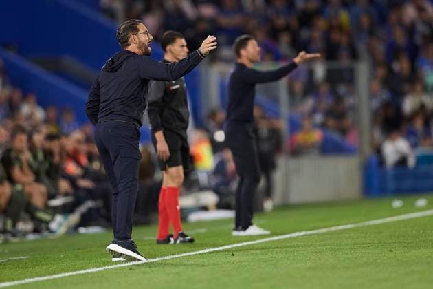 Jose Bordalas, head coach (Getafe CF) gestures during the LaLiga EA Sports match between Getafe CF v Real Madrid at Coliseum on October 19, 2025 in Getafe, Spain. (Photo by Manu Reino DeFodi Images) Jose Bordalas, head coach Getafe CF gestures during the LaLiga EA Sports match between Getafe CF v Real Madrid at Coliseum on October 19, 2025 in Getafe, Spain Photo by Manu Reino DeFodi Images