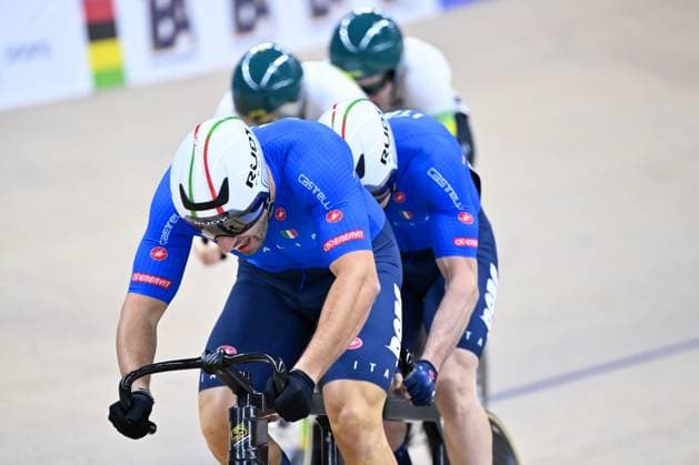 2025 UCI Para-Cycling Track World Championships Picture by Simon Wilkinson SWpix.com - 19 10 2025 - Cycling - 2025 UCI Para-Cycling Track World Championships - Rio Olympic Velodrome, Rio de Janeiro, Brazil - MB Sprint Semifinals - Stefano Meroni (Italy) piloted by Francesco Ceci (Italy) Copyright: x xSWpix.comx(t axPhotographyxHubxLtd)xSimonxWilkinson SWpix.comx SWP-3030-10259