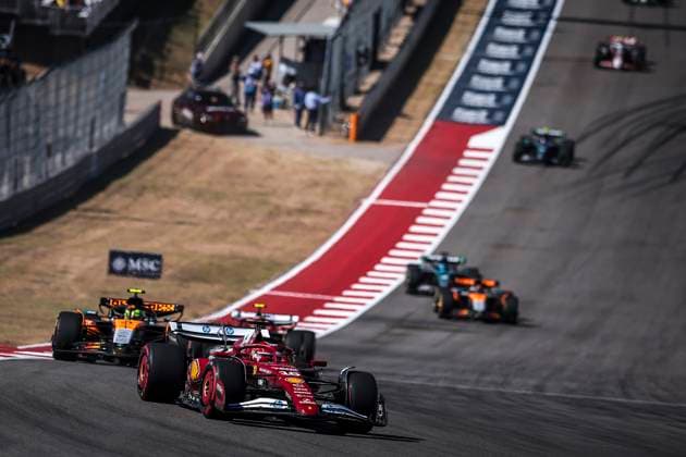 F1 - UNITED STATES GRAND PRIX 2025 16 LECLERC Charles (mco), Scuderia Ferrari SF-25, 04 NORRIS Lando (gbr), McLaren F1 Team MCL39, action during the 2025 Formula 1 United States Grand Prix, 19th round of the 2025 FIA Formula One World Championship, WM, Weltmeisterschaft from October 17 to 19, 2025 on the Circuit of the Americas, in Austin, Texas, United States of America - AustinUnited States Copyright: xEricxAlonsox
