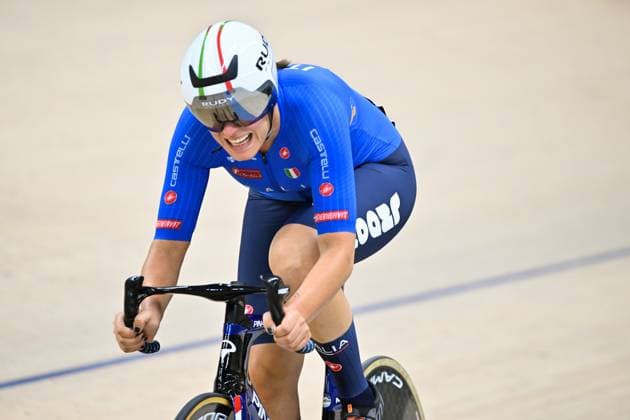 2025 UCI Para-Cycling Track World Championships Picture by Simon Wilkinson SWpix.com - 19 10 2025 - Cycling - 2025 UCI Para-Cycling Track World Championships - Rio Olympic Velodrome, Rio de Janeiro, Brazil - WC4-5 10km Scratch Race - Claudia Cretti (Italy) Copyright: x xSWpix.comx(t axPhotographyxHubxLtd)xSimonxWilkinson SWpix.comx SWP-3030-10275