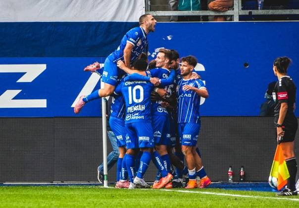 Football Austria, Admiral Bundesliga 2025 2026, Matchday 10 FC Blau Weiss Linz vs SK Sturm Graz Hofmann Personal Stadion Donauparkstadion Linz Mamadou Fofana FC Blau Weiß Linz, 6 with the 3 3 goal, goal celebration, jubilation Copyright: xLukasxBierederx
