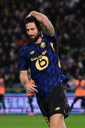 FOOTBALL : Nantes vs Lille - Ligue 1 - 19 10 2025 Olivier Giroud ( 9 - Lille ) reacts during the Ligue 1match between FC Nantes and Lille OSC at Stade de la Beaujoire on October 19, 2025 in Nantes, France. ( Photo by Federico Pestellini PsnewZ ) - NantesFrance  Copyright: xFedericoxPestellinix