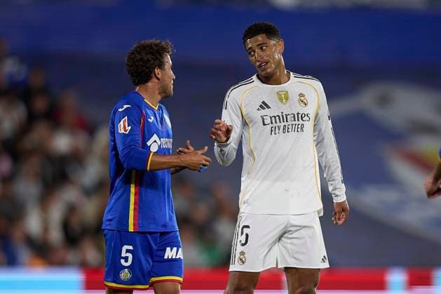 Jude Bellingham (Real Madrid CF) and Luis Milla (Getafe CF) talks during the LaLiga EA Sports match between Getafe CF v Real Madrid at Coliseum on October 19, 2025 in Getafe, Spain. (Photo by Manu Reino DeFodi Images) Jude Bellingham Real Madrid CF and Luis Milla Getafe CF talks during the LaLiga EA Sports match between Getafe CF v Real Madrid at Coliseum on October 19, 2025 in Getafe, Spain Photo by Manu Reino DeFodi Images
