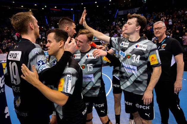 Stuttgart HBL 25 26 TVB Stuttgart Fuechse Berlin Hakun West av Teigum Berlin Stuttgart Porsche Arena Baden Württemberg Germany