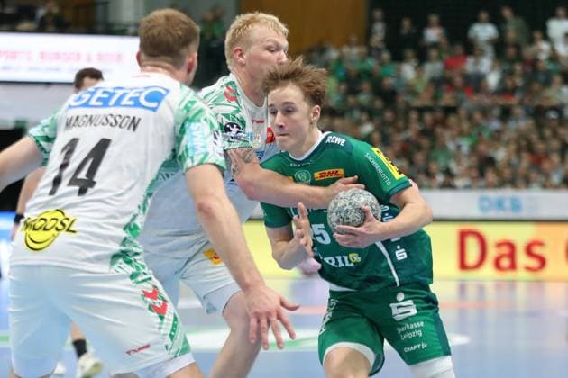Handball DAIKIN HBL SC DHfK Leipzig SC Magdeburg 19 10 2025 Caspar Gauer 25, SC DHfK Leipzig on the ball Handball, DAIKIN HBL, 1 Bundesliga, Season 2025 2026, Matchday 9 SC DHfK Leipzig vs SC Magdeburg on 19 10 2025 at Quarterback Immobilien Arena Leipzig Copyright: xBEAUTIFULxSPORTS JanxKaeferx