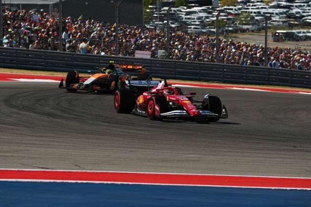 Charles Leclerc (MCO), Scuderia Ferrari HP, and Lando Norris (GBR), McLaren Formula 1 Team, 4 16, race during United States Grand Prix 2025, Formula 1 Championship in Austin, USA, October 19 2025  Copyright: xScottxColeman IPAxSportx xipa-agency.netx xx IPA_66832389 IPA_Agency_IPA66832389