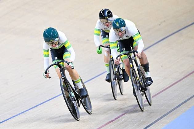 2025 UCI Para-Cycling Track World Championships Picture by Simon Wilkinson SWpix.com - 19 10 2025 - Cycling - 2025 UCI Para-Cycling Track World Championships - Rio Olympic Velodrome, Rio de Janeiro, Brazil - Mixed C1-5 750 m Team Sprint Final for Gold - Erin Normoyle (Australia), Gordon Allan (Australia), Korey Boddington (Australia) Copyright: x xSWpix.comx(t axPhotographyxHubxLtd)xSimonxWilkinson SWpix.comx SWP-3030-10312
