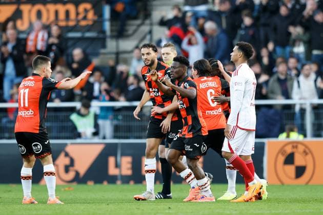 FC Lorient v Stade Brestois 29 - Ligue 1 McDonald s 2025 2026 03 Montassar TALBI (fcl) - 43 Arsene KOUASSI (fcl) during the Ligue 1 McDonald s match between Lorient and Brest at Stade du Moustoir on October 19, 2025 in Lorient, France. Lorient France  Copyright: xFEPx 776348157