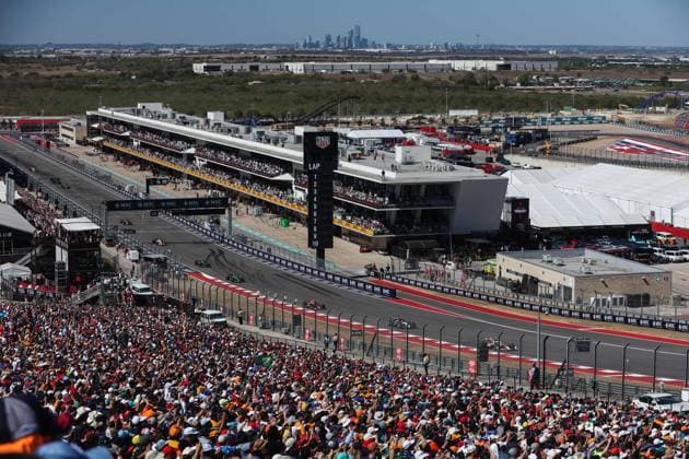 F1 - UNITED STATES GRAND PRIX 2025 grandstands, crowd, foule, fans, fan, spectators, illustration during the 2025 Formula 1 United States Grand Prix, 19th round of the 2025 FIA Formula One World Championship, WM, Weltmeisterschaft from October 17 to 19, 2025 on the Circuit of the Americas, in Austin, Texas, United States of America - AustinUnited States  Copyright: xANTONINxVINCENTx